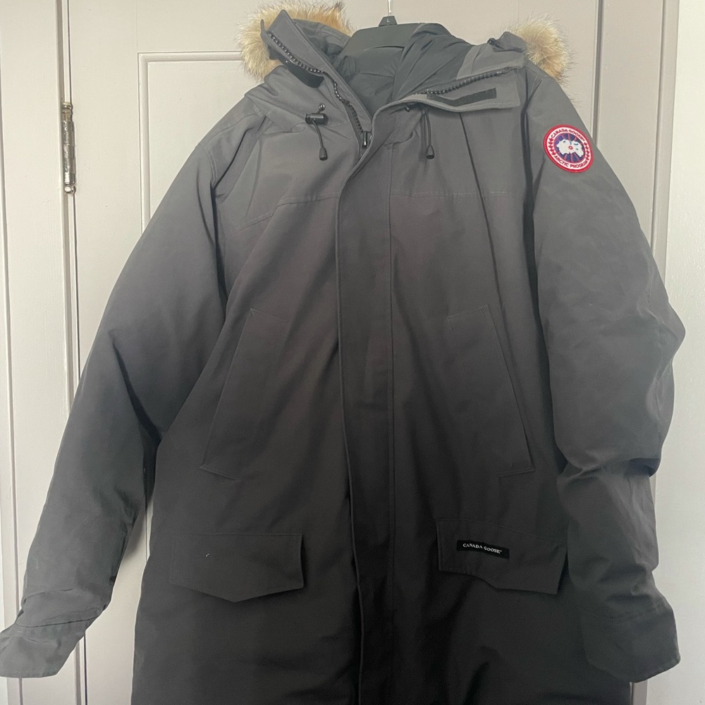 Canada Goose parka, lightly used!